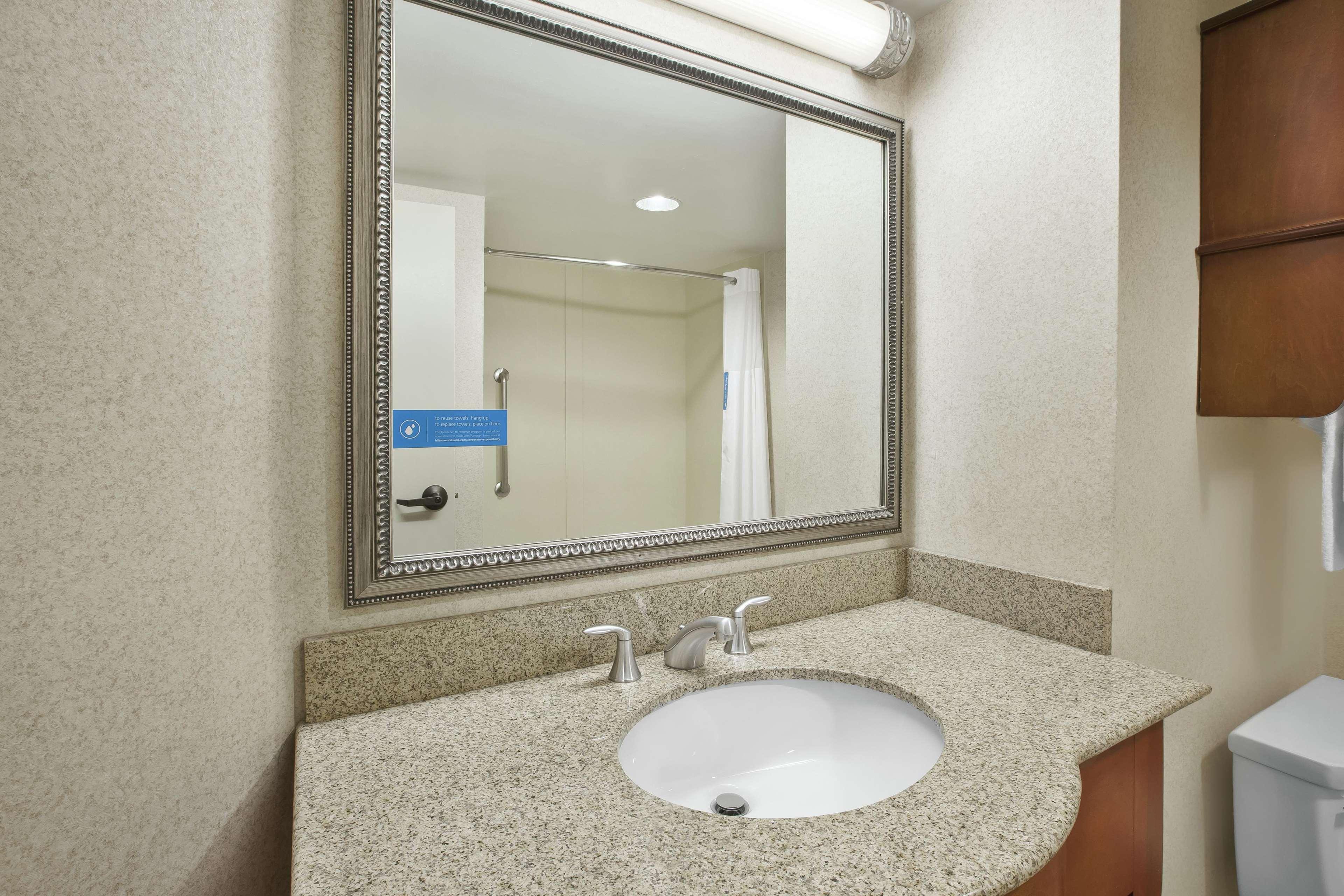 Hampton Inn Richmond-West Innsbrook Broad Meadows Экстерьер фото
