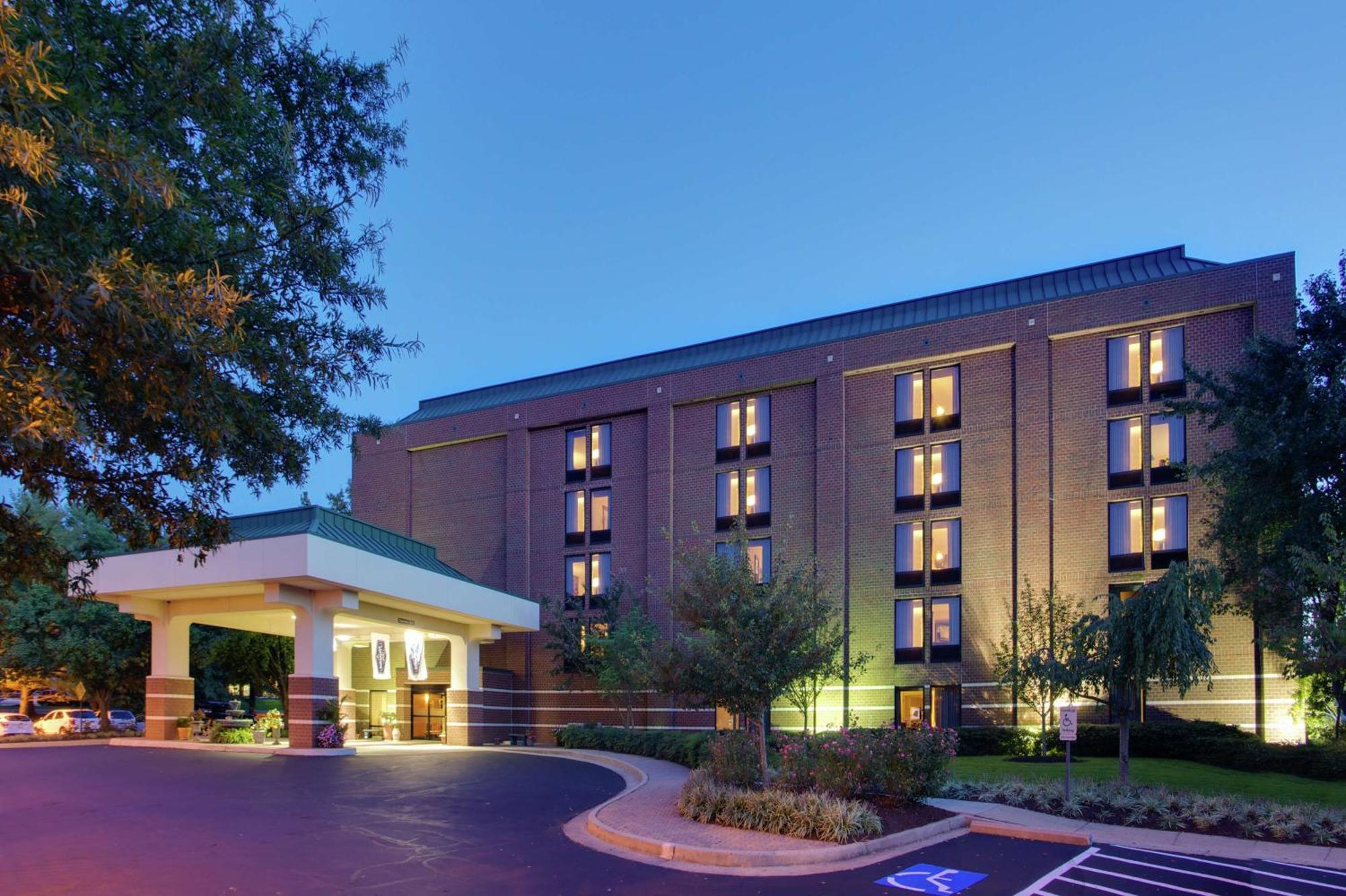 Hampton Inn Richmond-West Innsbrook Broad Meadows Экстерьер фото