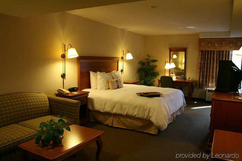Hampton Inn Richmond-West Innsbrook Broad Meadows Номер фото